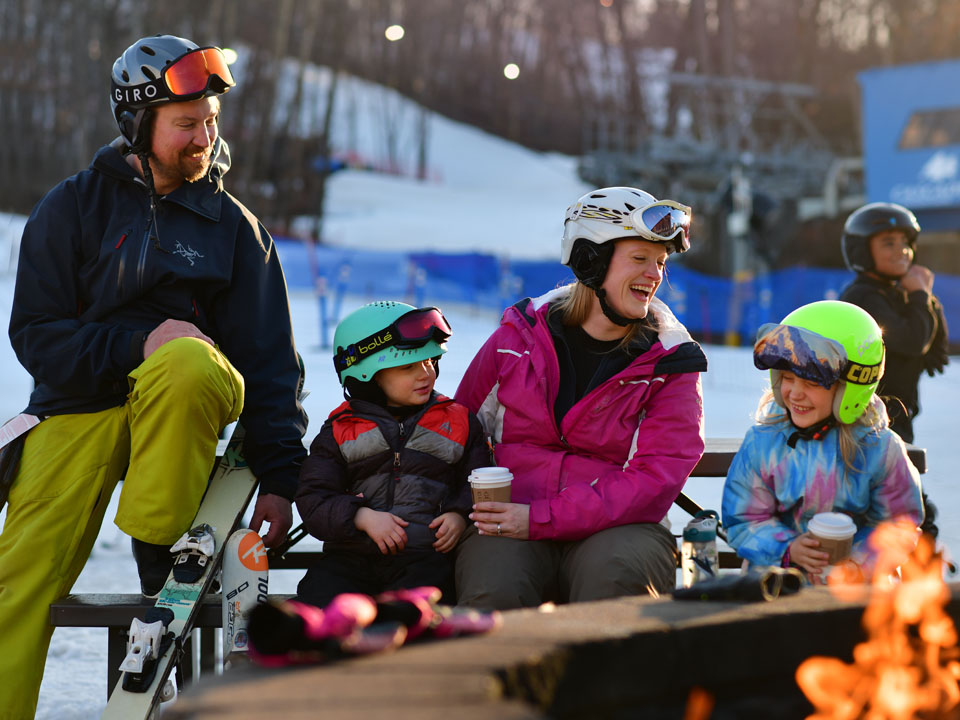 Family at Cascade Mountain Ski, Snowboard & Snow Tube