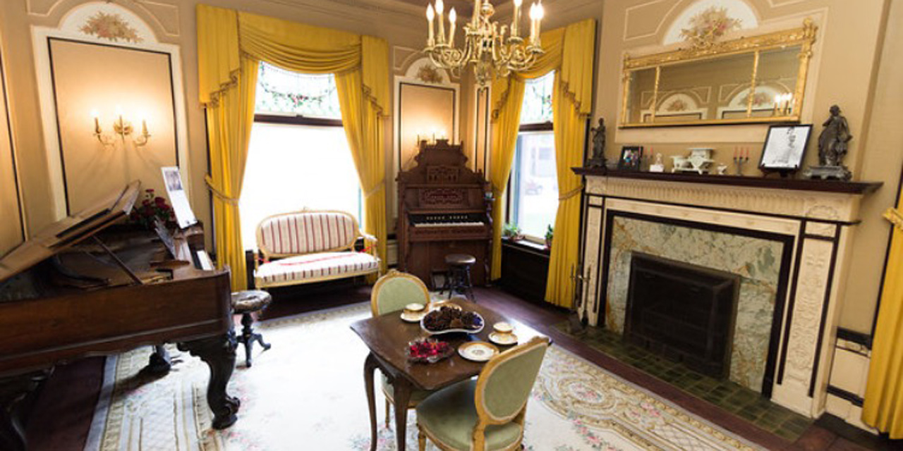 AL. Ringling Mansion interior and furniture.