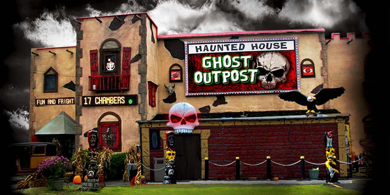 Ghost OutPost Haunted House WisDells